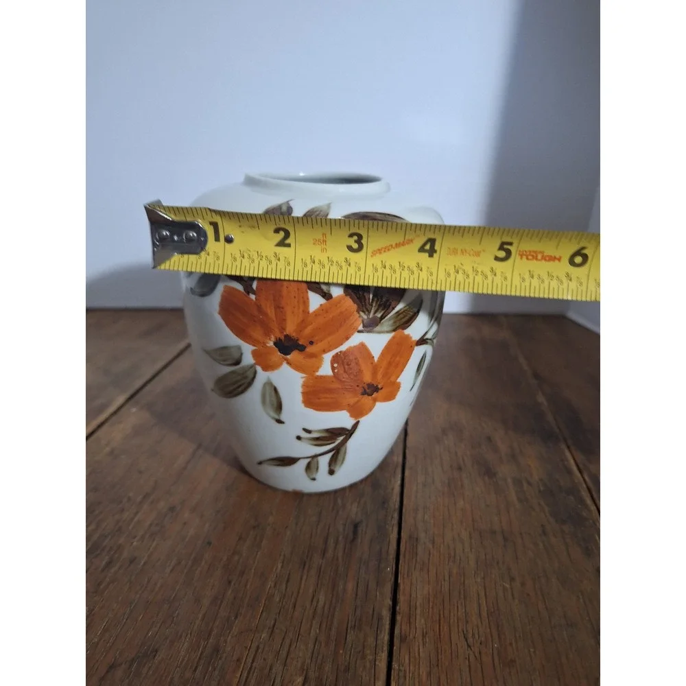 Vintage Japan Hand Painted Ceramic Bud‎ Vase Orange Floral White Ginger Jar 5.5